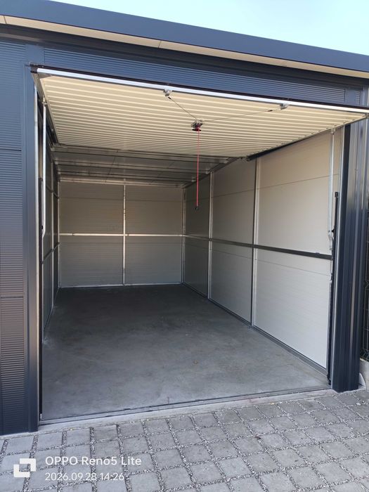 WYSOKI BOKS GARAŻOWY / MAGAZYNOWY 18 m² – BRAMA 2,50 M / Tomaszów Maz. / ul. Cegielniana