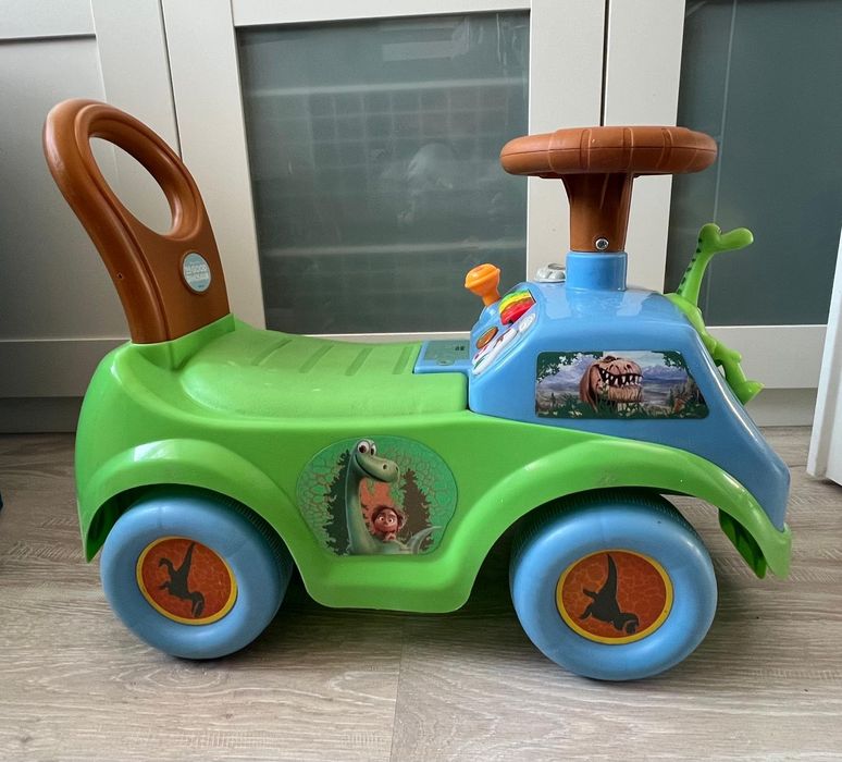 Jeździk pchacz dla dziecka