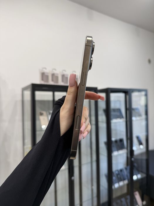 Telefon iPhone 16 PRO MAX 256GB Szary Apple Gwarancja iTrade