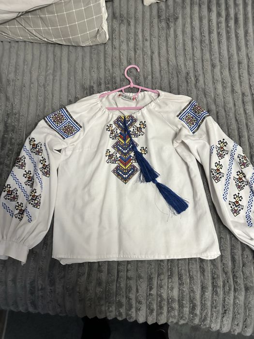 Вишиванка  в хорошому стані