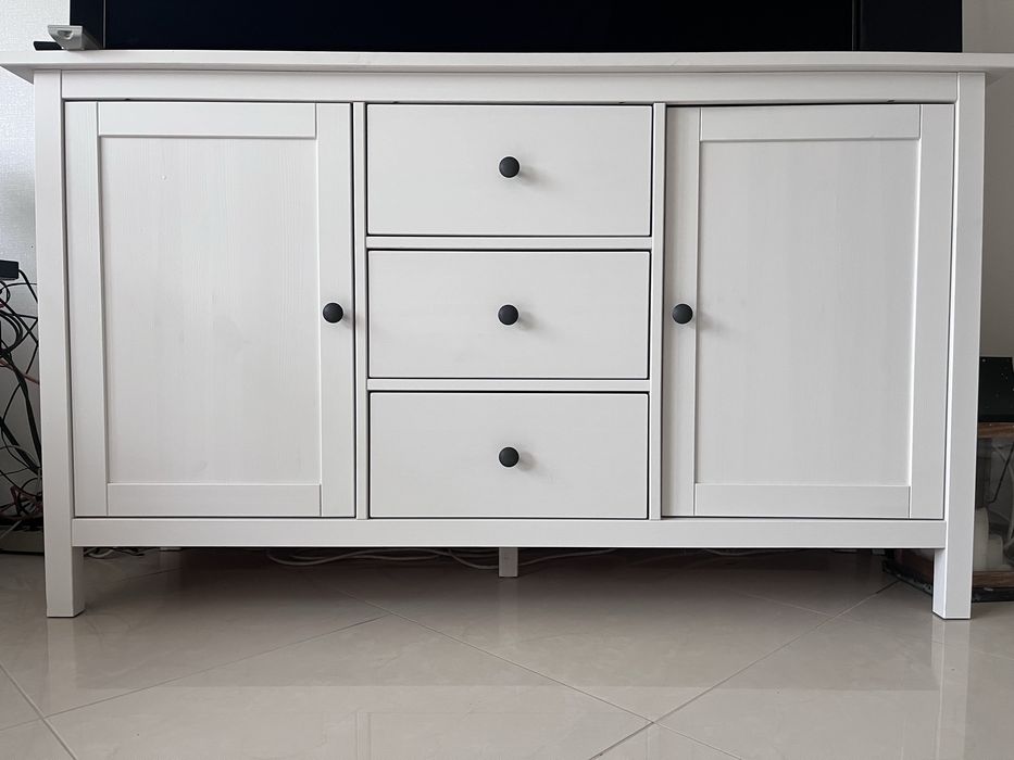 Komoda IKEA z seri Hemnes