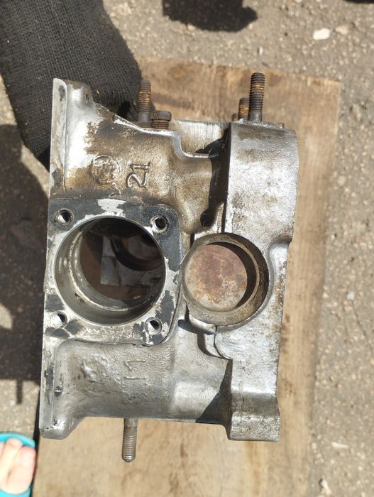 Продам головку блока цилиндров ГБЦ инжектор Mitsubishi 4G15