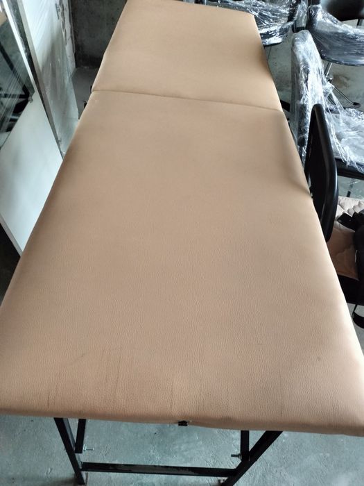 Продаж обладнання (меблі) для салону краси та перукарні