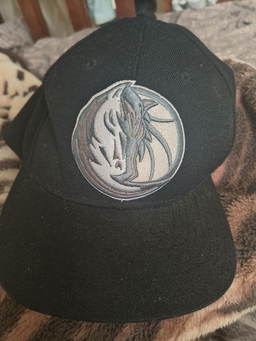 Кепку Адідас з колоборацією NBA