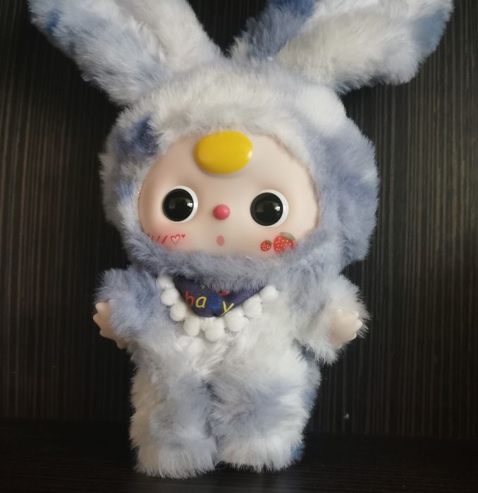 Baby Three Lily Rabbit z serii Little Town