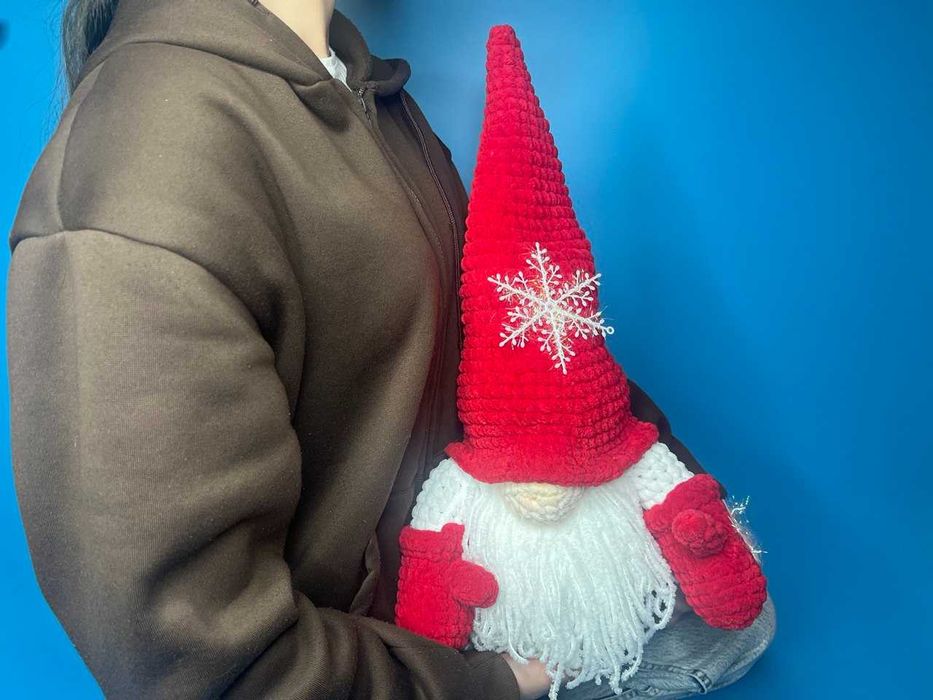 В'язаний великий шведський плюшевий гном ручної роботи, новий рік