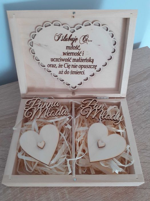 Pudełko na obrączki drewniane