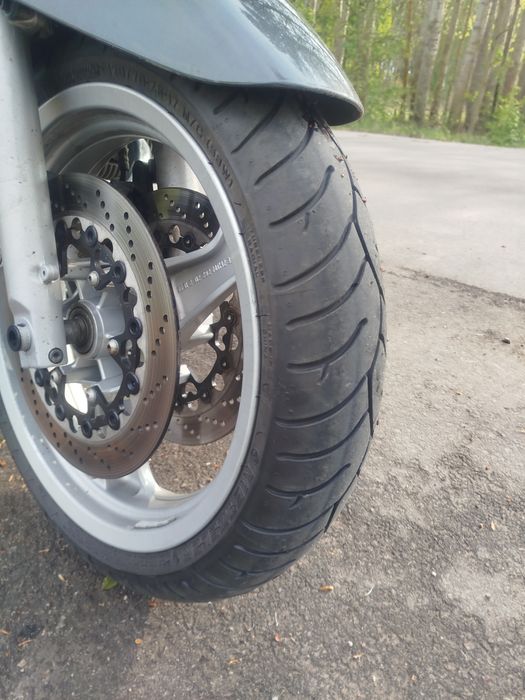 Motocykl BMW R1100 RS