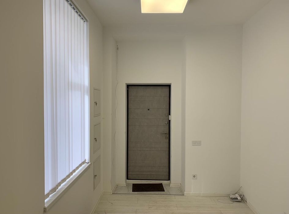 Оренда  офісу 103,5м2  Липська 9б. друга лінія світло є