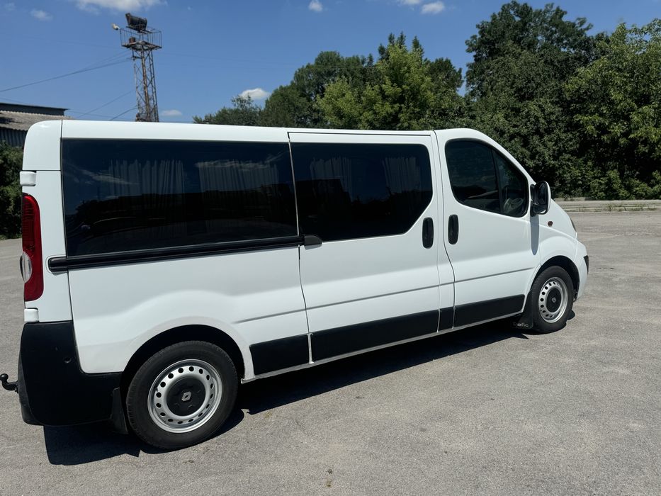 Renault Trafic довга база