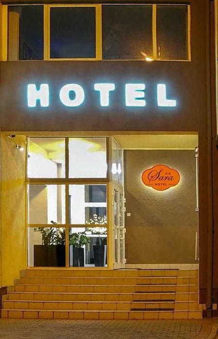 Wyjątkowa Inwestycja! Hotel SARA w ścisłym Centrum Koła – Sprzedaż lub Wynajem (0% Prowizji)