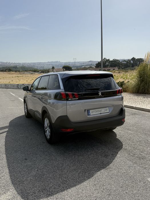 Peugeot 5008 1.5 Diesel.
