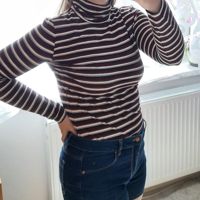 Sweter damski w paski
