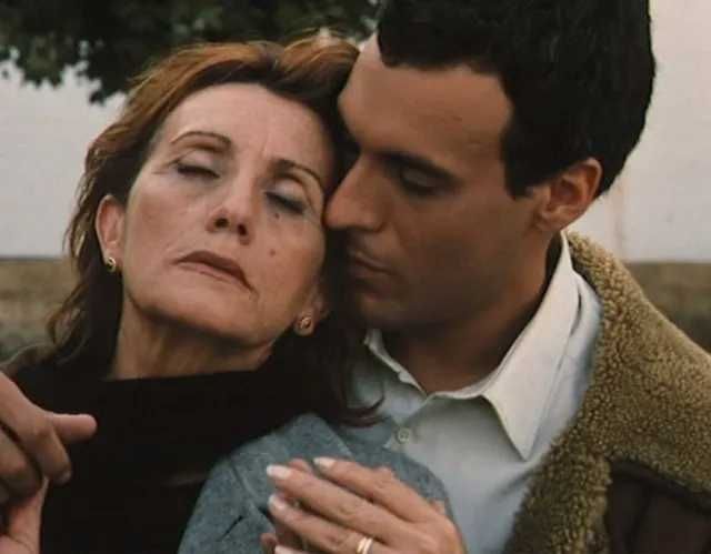 RASGANÇO (Raquel Freire) Segredos  universitários de Coimbra NOVO/SEL