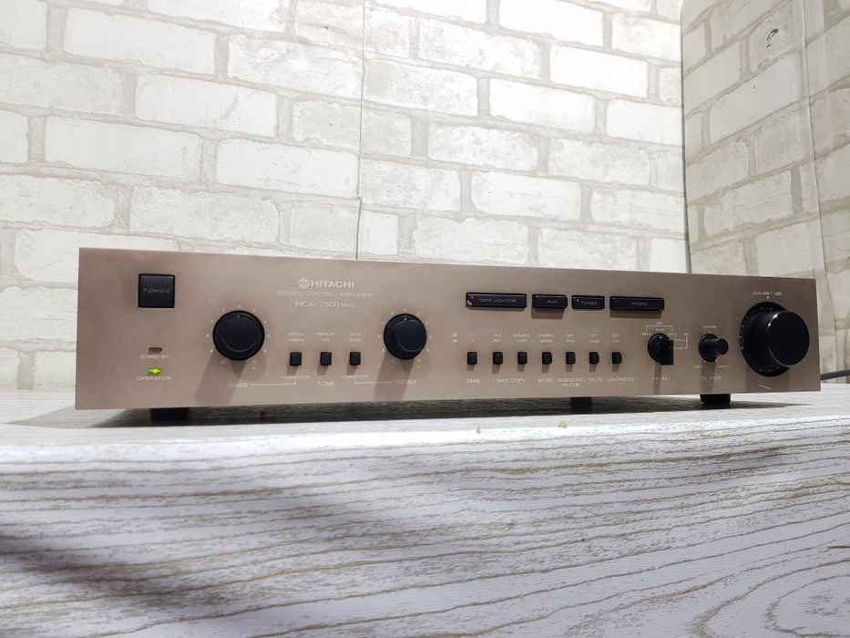 Попередній підсилювач HITACHI HCA-7500 MKII,б/у з Німеччини