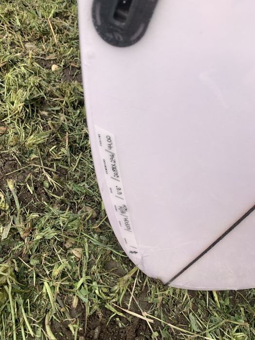 Prancha de surf mid lenght 6.6   6,4. snapy twin fin