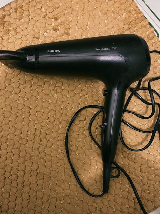 Фен Philips ThermoProtect 2100W в гарному стані