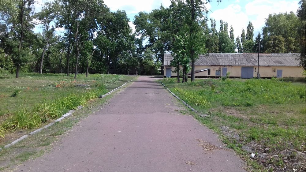 Продам діючу фвейну фабрику.