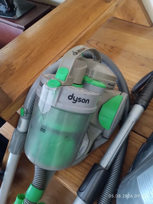 Пилосос Dyson колбовий