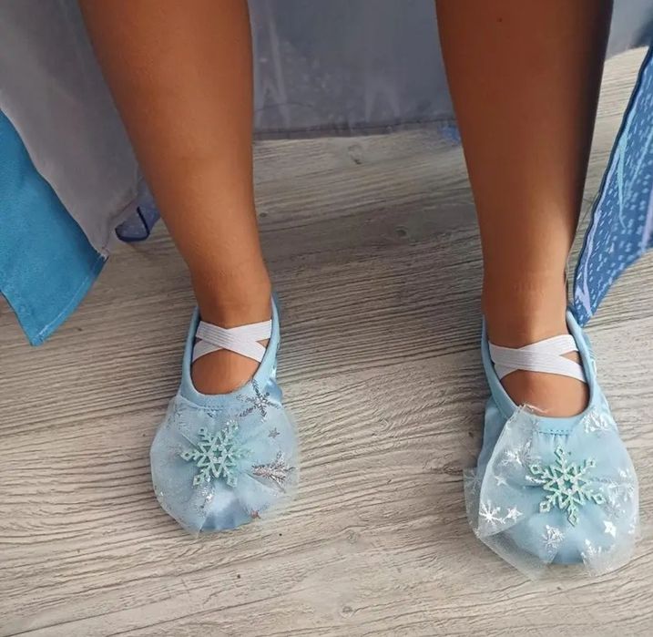 Святкові чешки блакитні рожеві Ельза туфельки взуття нарядная обувь