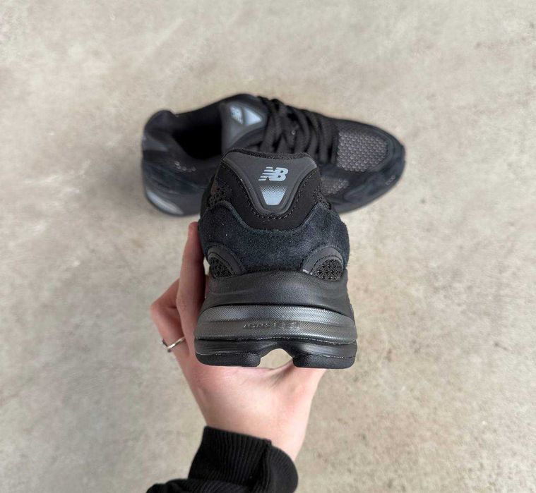 Нові кросівки New Balance 2010 Black Розмір 37-40