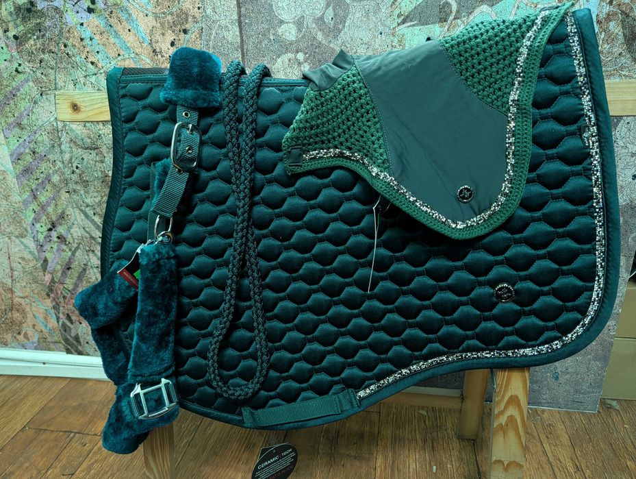 Ciemnozielony komplet czaprak nauszniki kantar i uwiąz FULL