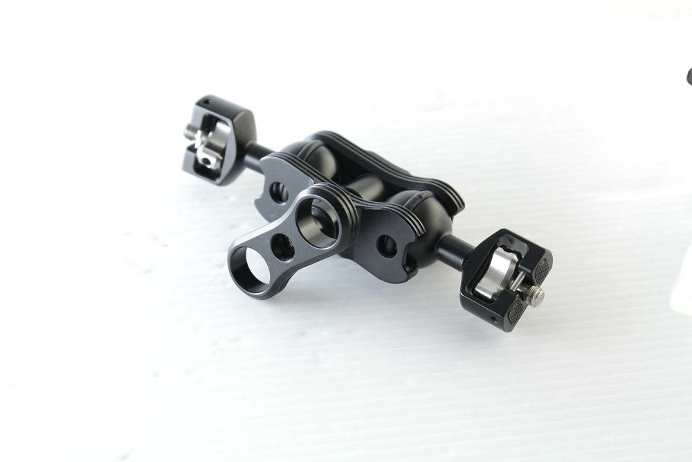 Uchwyt Smallrig Magic Arm z dwoma głowicami kulowymi 1/4" 3873