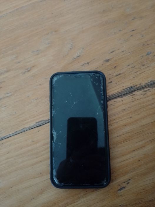 iPhone XR więcej informacji w opisie