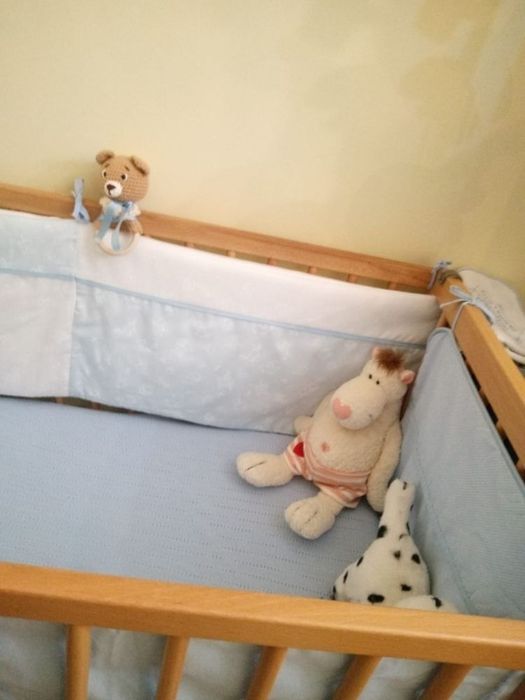 Berço em madeira usado mas em muito bom estado