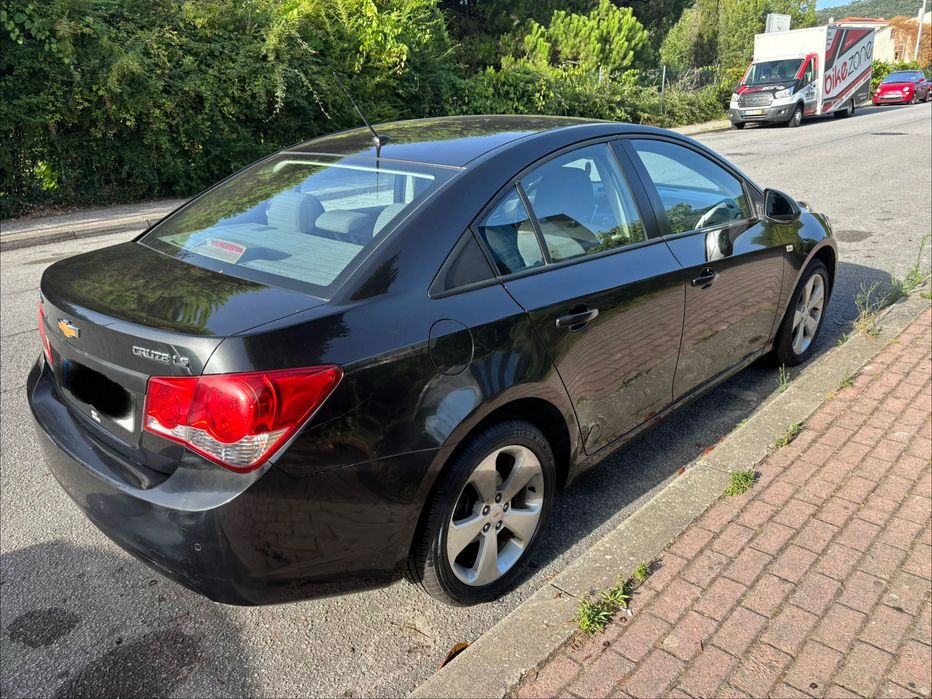 Carro Chevrolet Cruze 1.6 LS 2009 Gasolina