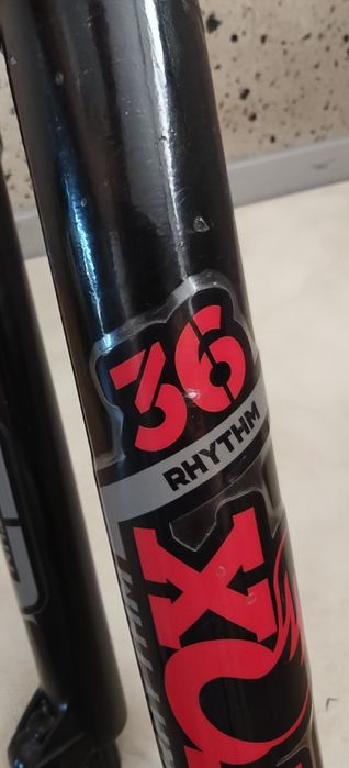 Amortyzator Fox 36 rhythm160