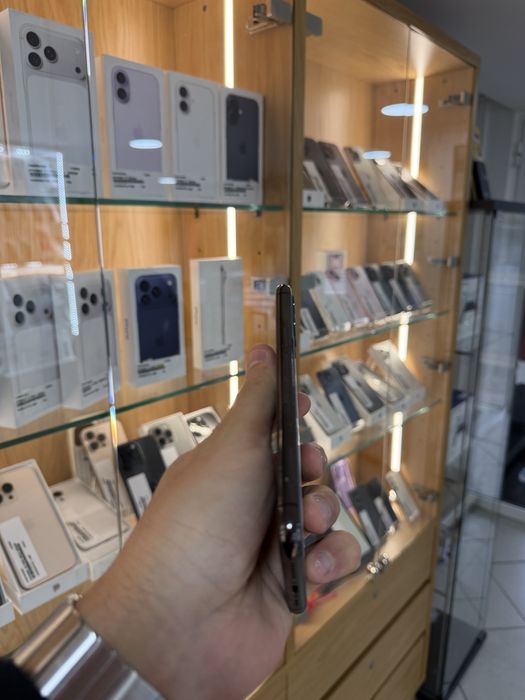 IPHONE 11 PRO USADO