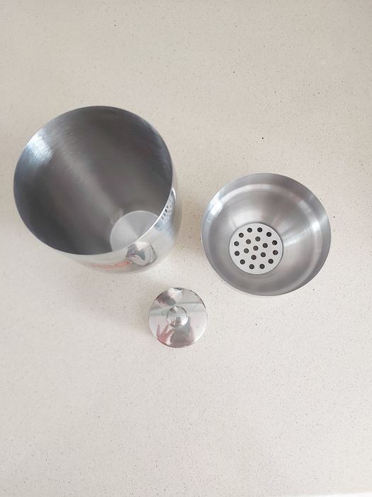 Metal shaker64751946716162122