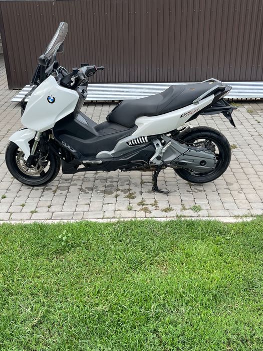 Бмв максі скутер с 600