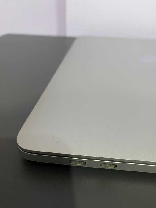 MacBook Pro 13 A1706 | TouchBar | Core i5 | 16GB/512GB