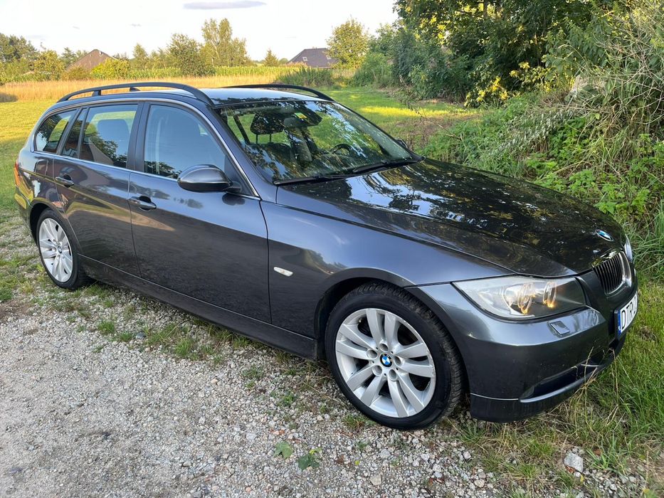 BMW E91 325i X-DRIVE