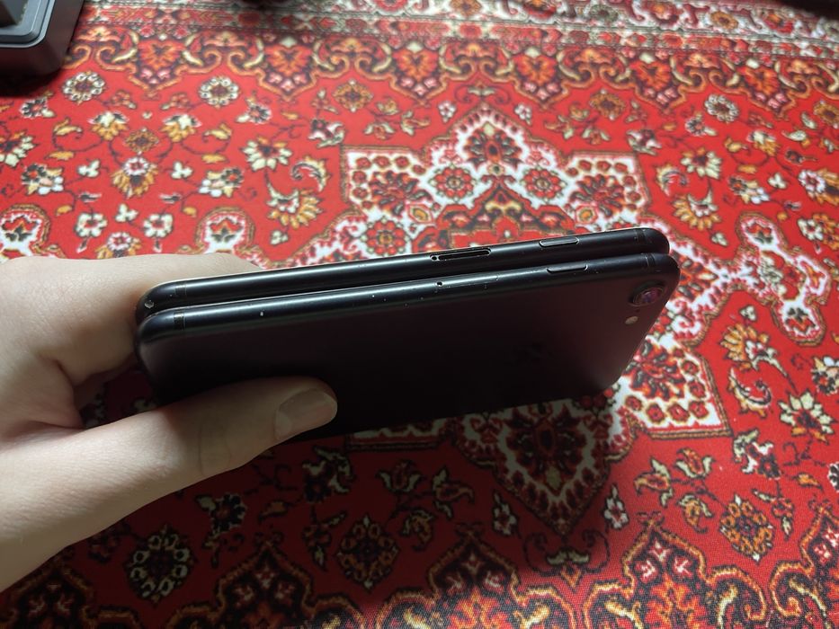 Продам Iphone 7