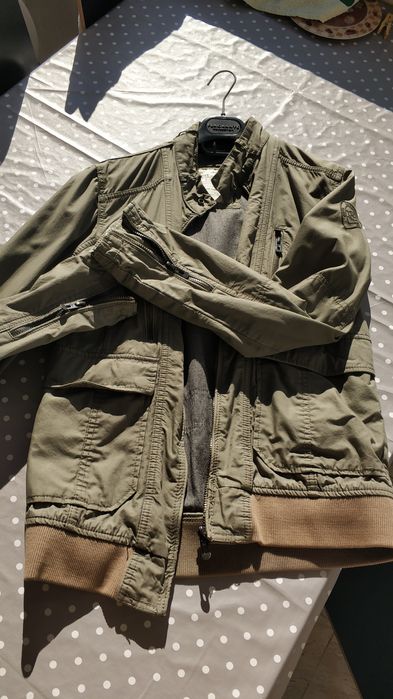 Casaco da Xdye (Pull and Bear) - S