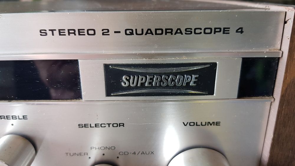 Superscope Amplificador Integrado quadrifonico