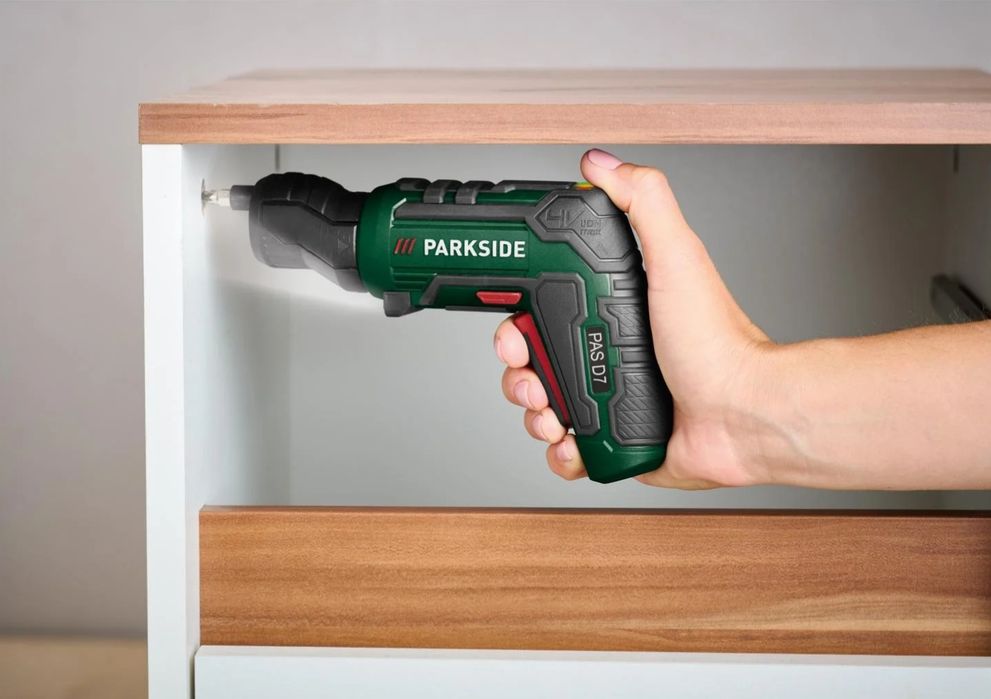 Универс акумуляторна викрутка GERMAN PARKSIDE PAS 4/шуруповерт/отвертк