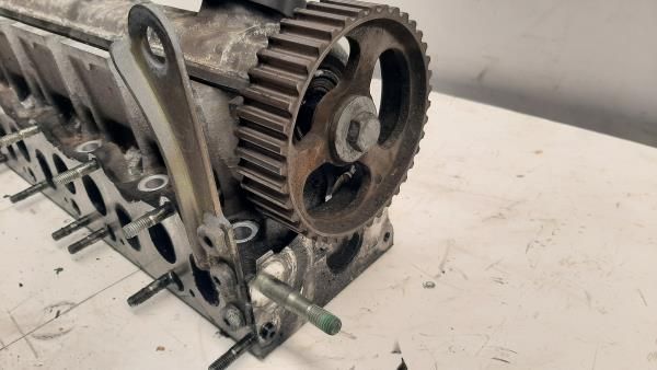 Colaça / cabeça do motor RENAULT Clio I (B/C57_, 5/357_)