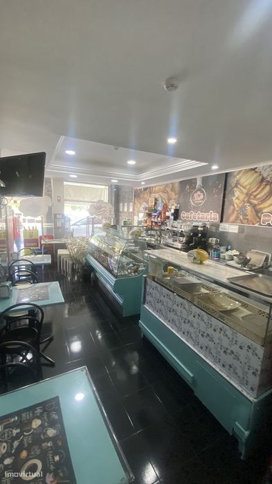 Espaço comercial à venda na rua Bartolomeu Dias