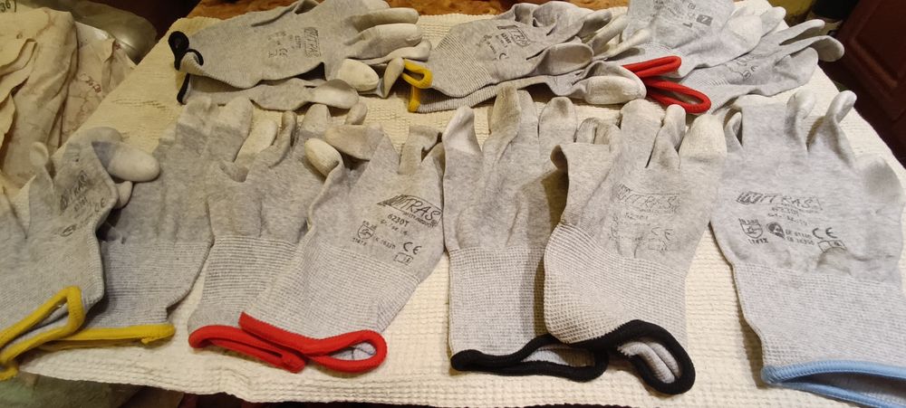 Продаются перчатки рабочие