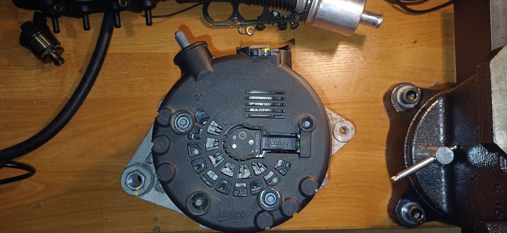 KIA HYUNDAI 1.6 T-GDI ALTERNATOR 37300-2B960 rocznik 2016