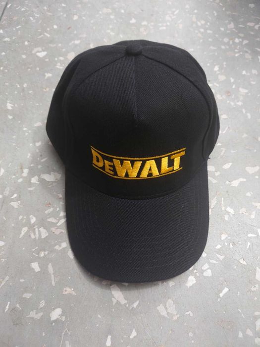 Кепка + носки Dewalt продажа только комплектом