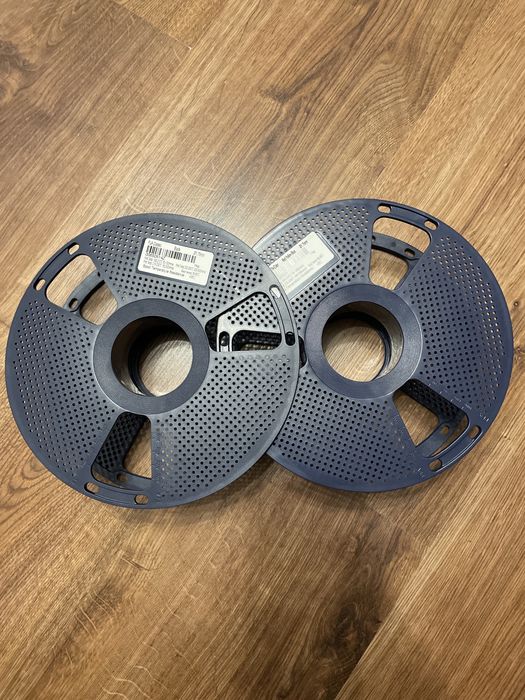 Puste szpule po filamencie