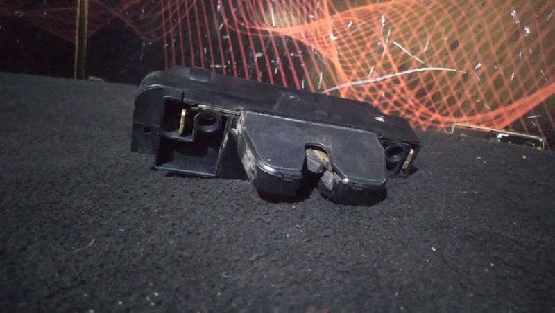 Fecho Da Mala Citroên Xsara Picasso (N68)