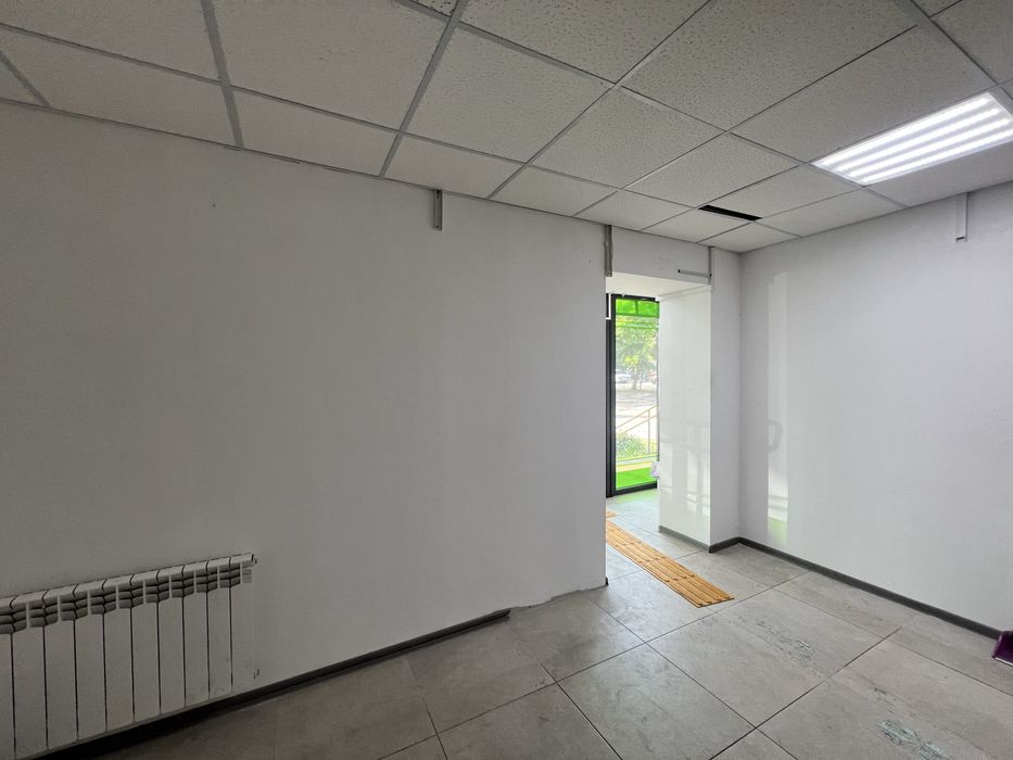 Оренда торгівельного приміщення, 56м2, вул. Автозаводська