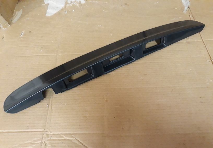 Puxador porta da mala Nissan Qashqai  J10 2006-2014  NOVO