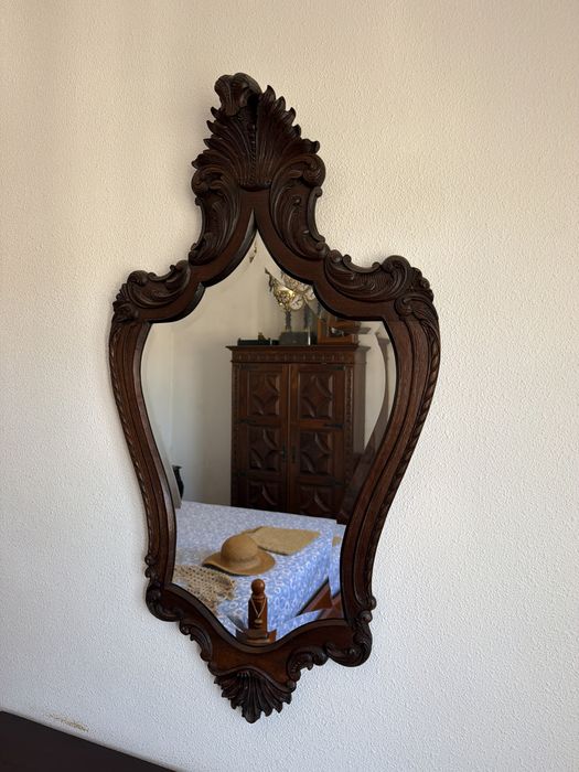 Mobilia de quarto em mogno maciço